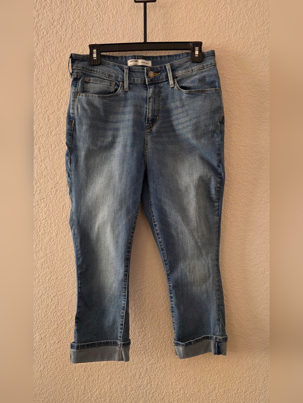 Signature by Levi Strauss Light Blue Cropped Ankle Jeans
